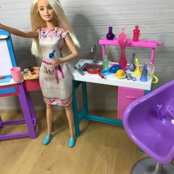 Barbie Doll and Accessories - Picture 5 of 10